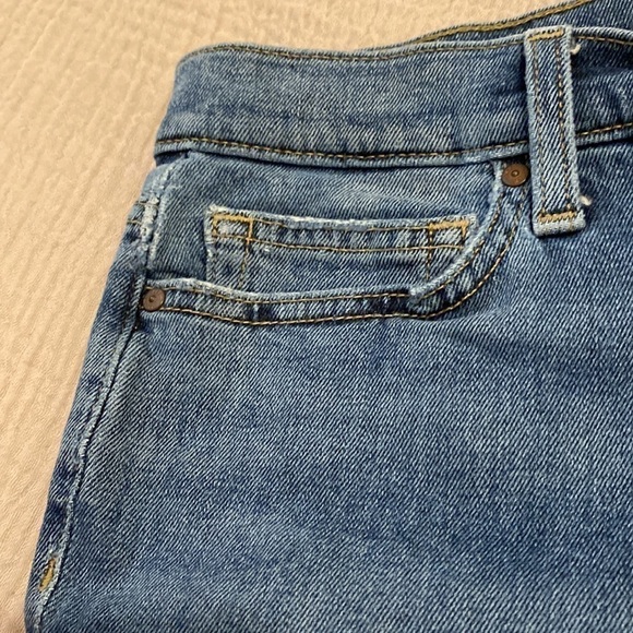 Joe’s jeans denim blue shorts. Size 30 - Picture 10 of 11